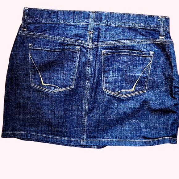 EUC GAP JEANS SKIRT - Picture 2 of 4